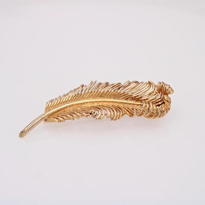 French 18 Karat Yellow Gold Feather Brooch, 1960s-OLU-1786049