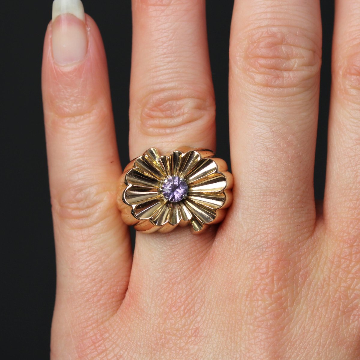 French 18 Karat Yellow Gold Gadrooned Tank Ring with Natural Purple Sapphire, 1950s