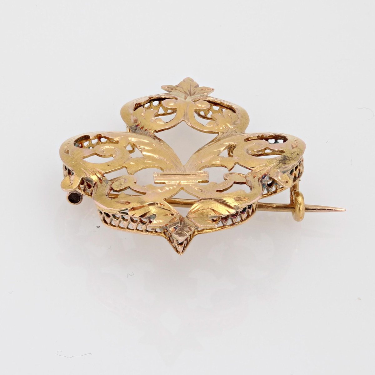 French 18 Karat Yellow Gold Lily Flower Brooch, 20th Century