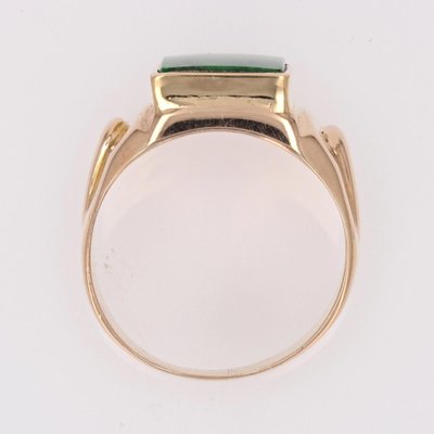 French 18 Karat Yellow Gold Signet Ring with Maw Sit Sit Jade, 1930s-OLU-1784785