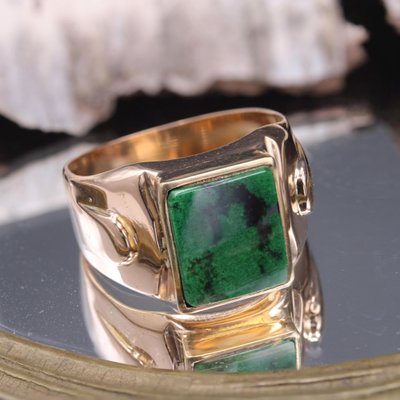 French 18 Karat Yellow Gold Signet Ring with Maw Sit Sit Jade, 1930s-OLU-1784785