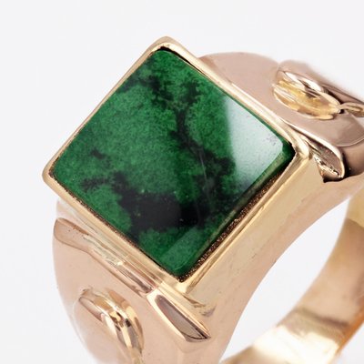 French 18 Karat Yellow Gold Signet Ring with Maw Sit Sit Jade, 1930s-OLU-1784785