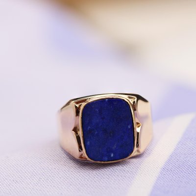 French 1950s Lapis Lazuli 18 Karat Yellow Gold Signet Ring-OLU-1718969