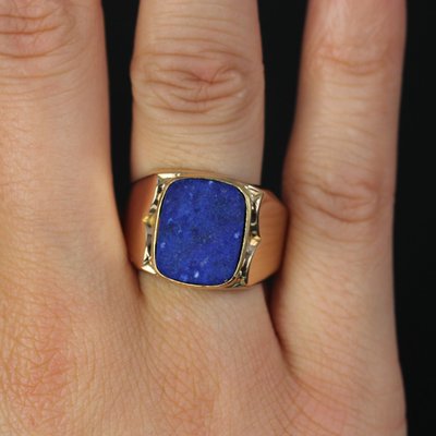 French 1950s Lapis Lazuli 18 Karat Yellow Gold Signet Ring-OLU-1718969