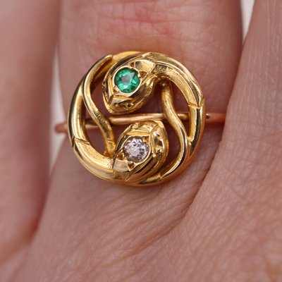 French 19th Century 18 Karat Yellow and Rose Gold Snake Ring with Emerald and Diamond-OLU-1786047