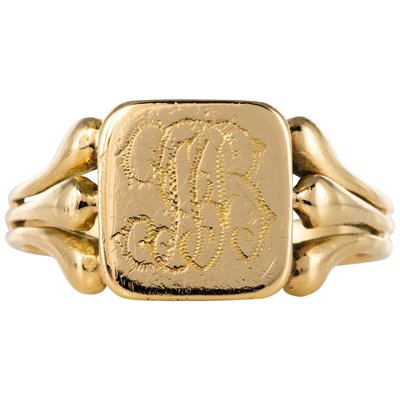 French 20th Century 18 Karat Yellow Gold Engraved Signet Ring-OLU-896804