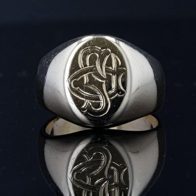 French 20th Century 18 Karat Yellow Gold Engraved with Initials Signet Ring-OLU-1073712