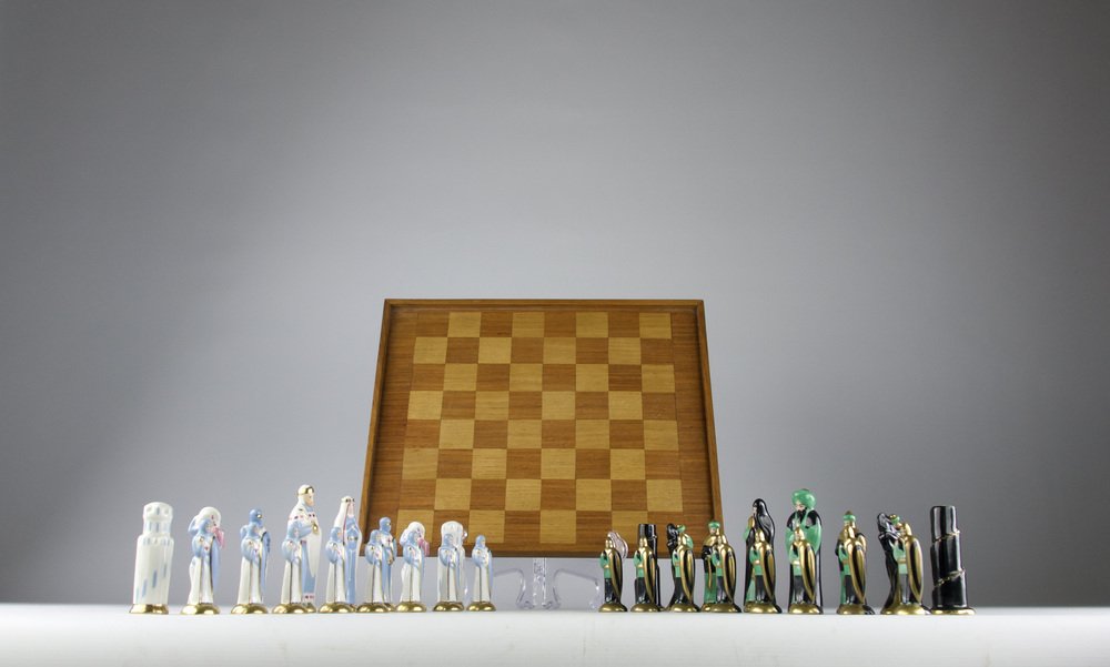 French Art Deco Robj, Templars and Saracen Chess Set, 1920s, Set of 33