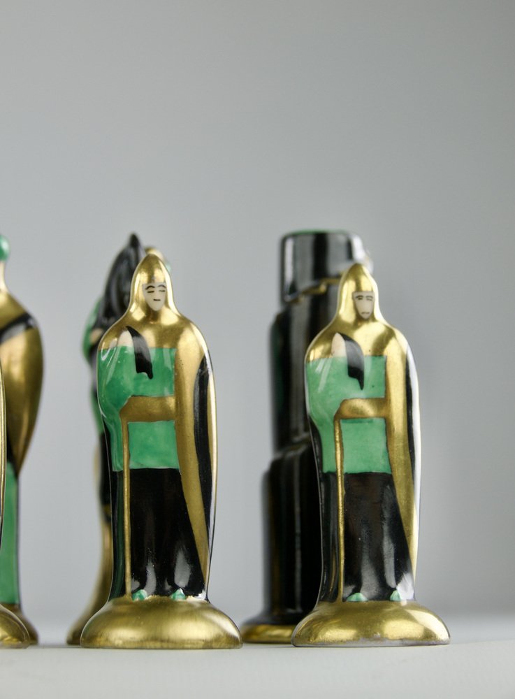 French Art Deco Robj, Templars and Saracen Chess Set, 1920s, Set of 33