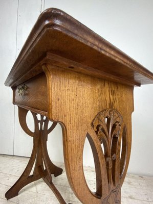 French Art Nouveau Side Table in Oak, 1900-WZZ-1264385