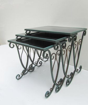 French Black Glass Nesting Tables in Wrought Iron, 1940s, Set of 3-EA-1453016