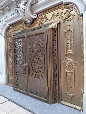 French Carved Marble Fireplace with Original Brass Insert, 1880-TDA-1376465