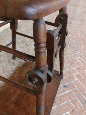 French Children's Chair in Walnut, Late 1800s-ZFY-1768979