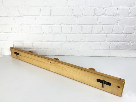 French Coat Rack in Pinewood attributed to Charlotte Perriand for Les Arcs, 1960s-ZM-1802323