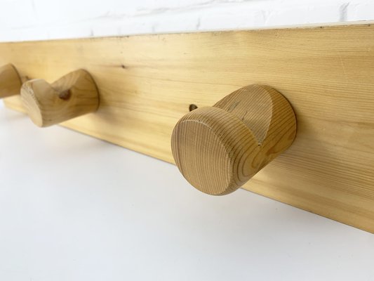 French Coat Rack in Pinewood attributed to Charlotte Perriand for Les Arcs, 1960s-ZM-1802321