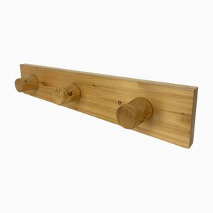 French Coat Rack in Pinewood attributed to Charlotte Perriand for Les Arcs, 1960s-ZM-1802321