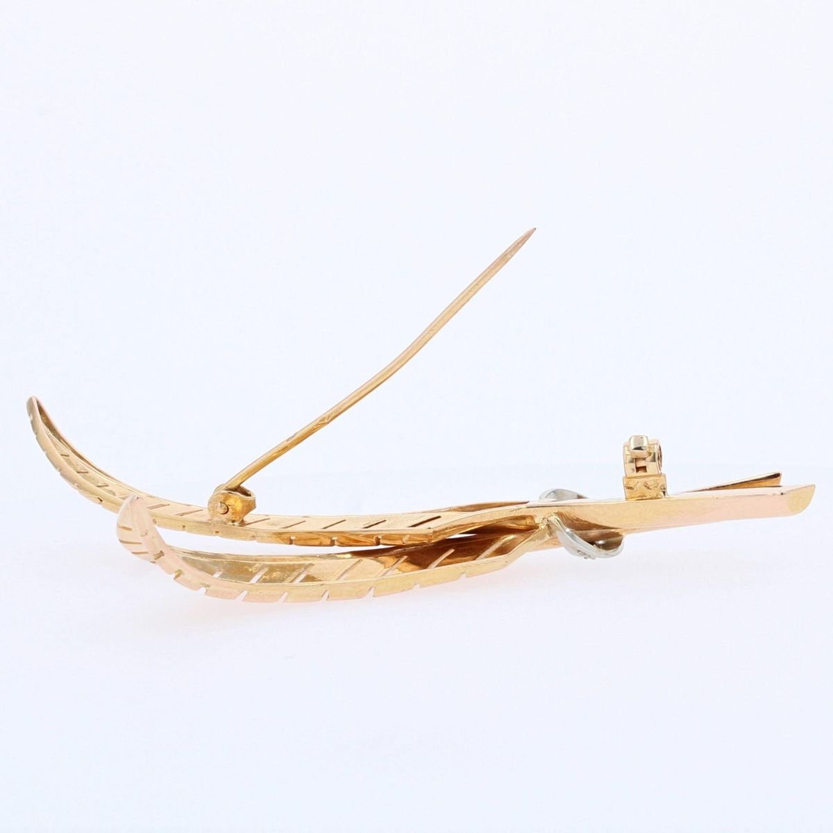 French Diamonds and 18 Karat Yellow Gold Fern Leaves Brooch, 1950s