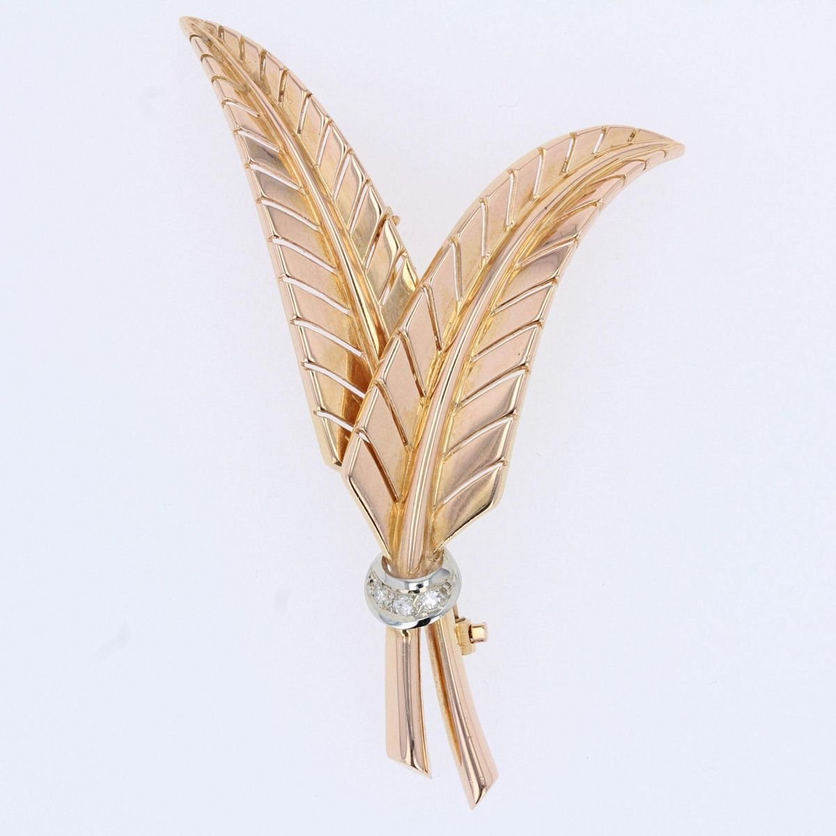 French Diamonds and 18 Karat Yellow Gold Fern Leaves Brooch, 1950s