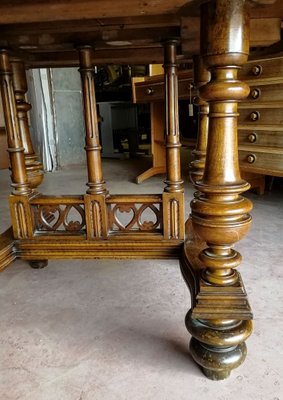 French Extendable Solid Walnut Dining Table, 1880s-RAQ-640633