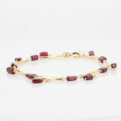 French Garnet and 18 Karat Yellow Gold Bracelet, 1900s-OLU-896781