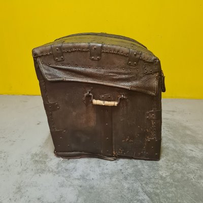 French Leather and Wooden Carriage Trunk, 1700a-VHW-1790014