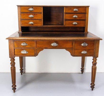 French Louis Philippe Walnut Desk with Leather Top, 19th Century-RIU-1769211