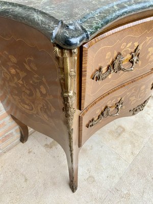 French Louis XV Style Bombé Satinwood Marquetry and Ormolu Mounted Commode, 1940s-NOU-1822947