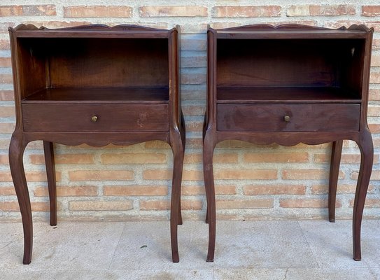 French Louis XV Style Walnut Nightstands, 1960s, Set of 2-NOU-1765538