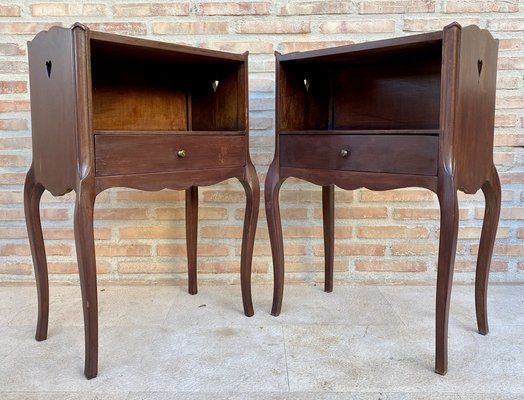 French Louis XV Style Walnut Nightstands, 1960s, Set of 2-NOU-1765538