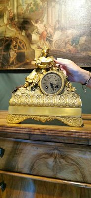 French Louis XVI Style Mantel Clock in Gilded Bronze-QRS-782388