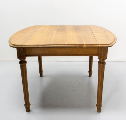 French Louis XVI Style Walnut Dining Extending Table, Late 19th Century-RIU-1756089