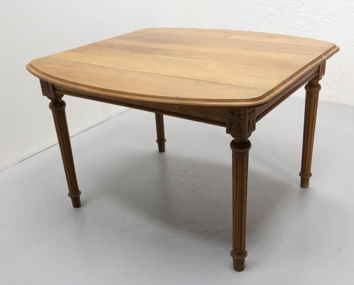 French Louis XVI Style Walnut Dining Extending Table, Late 19th Century-RIU-1756089