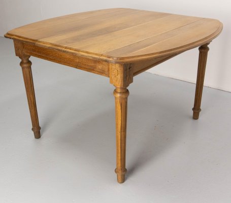 French Louis XVI Style Walnut Dining Extending Table, Late 19th Century-RIU-1756089