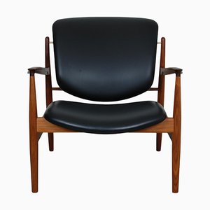 French Lounge Chair in Black Leather and Walnut by Finn Juhl-MTD-2028743