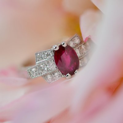 French Modern Art Deco Ruby Diamonds Platinum Ring, 2022-OLU-1452040