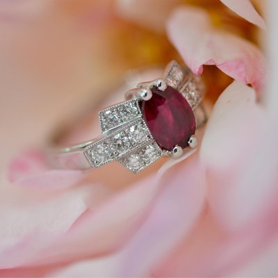 French Modern Art Deco Ruby Diamonds Platinum Ring, 2022-OLU-1452040