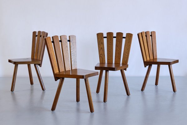 French Modern Tripod Dining Chairs in Oak with Fan Shaped Back, 1950s, Set of 4-FMT-1373033