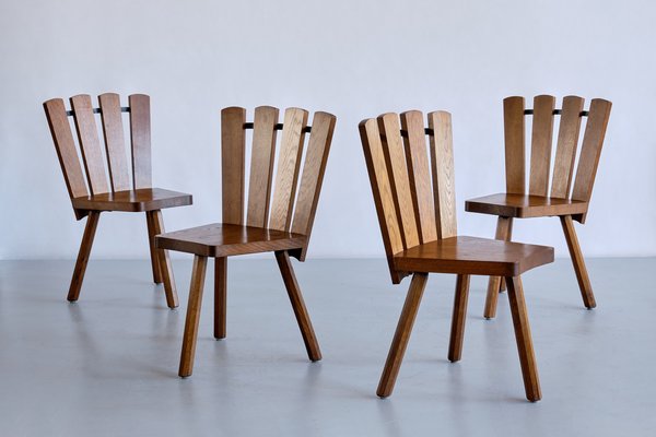 French Modern Tripod Dining Chairs in Oak with Fan Shaped Back, 1950s, Set of 4-FMT-1373033