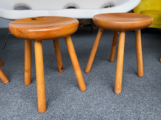 French Pine Stool attributed to Charlotte Perriand, 1960s-FUE-832836