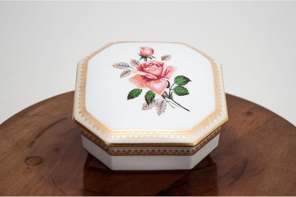 French Porcelain Casket from Limoges, 1980s-BXB-690838