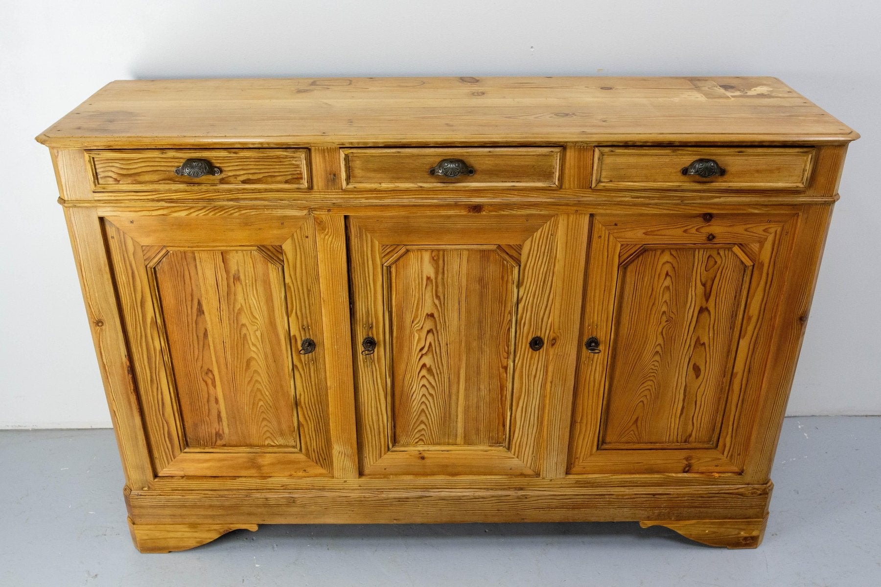 French Provincial Sideboard in Pine, Mid-19th Century