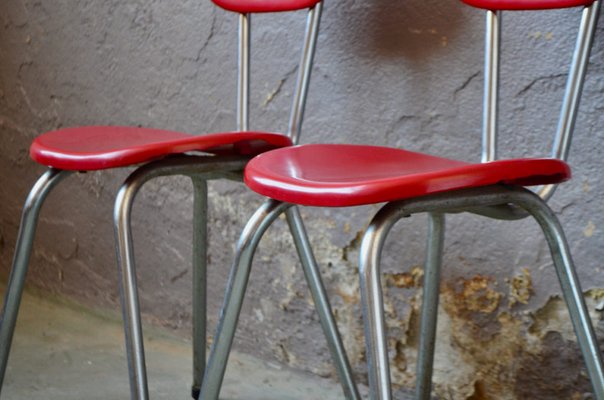 French Red Plastic Chairs, 1950s, Set of 2-AIU-1078903