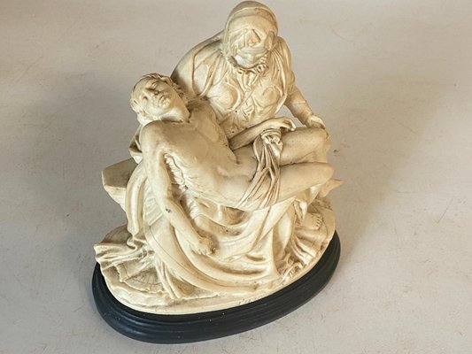 French Resin Sculpture in White and Black Color-UR-1782954