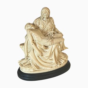 French Resin Sculpture in White and Black Color-UR-1782954