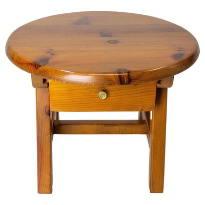 French Round Pine Coffee Table with Drawer, 1970s-RIU-1329246