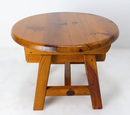 French Round Pine Coffee Table with Drawer, 1970s-RIU-1329246