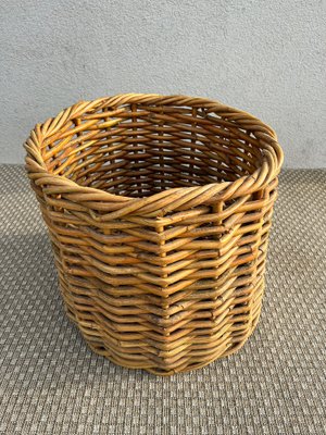 French Rustic Basket in Thick Willow, 1960s-WZZ-1761851