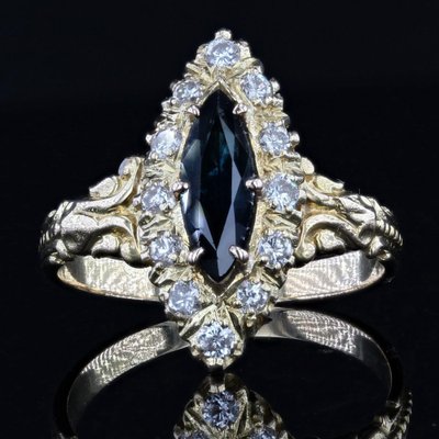 French Sapphire Diamonds Shuttle Ring in 18 Karat Yellow Gold-OLU-1185638