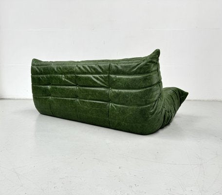 French Three-Seater Togo Sofa in Forest Green Leather by Michel Ducaroy for Ligne Roset.-XLZ-2028911