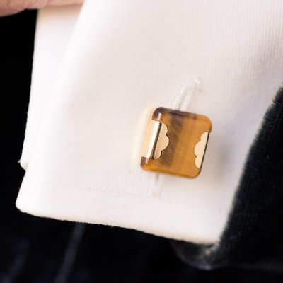 French Tigers Eye 18 Karat Yellow Gold Cufflinks, 1920s, Set of 2-OLU-896625